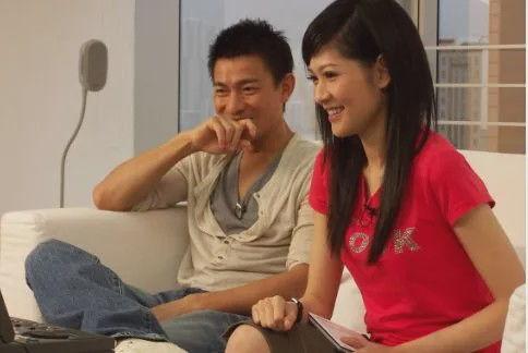 娱乐吃瓜美女主持,美女主持的瓜田传奇