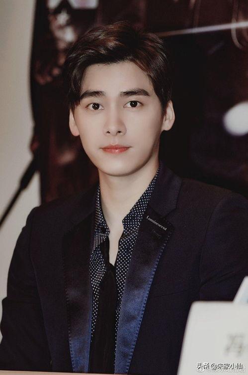 娱乐718吃瓜李易峰,吃瓜群众热议明星隐私边界